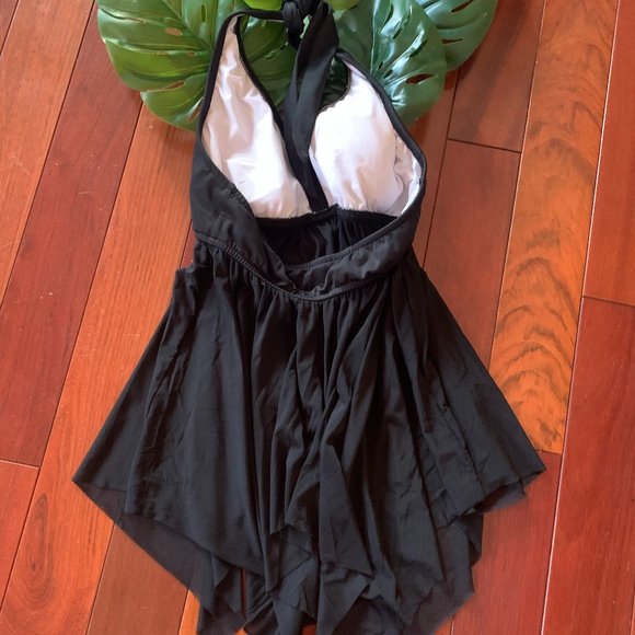 Venus Black Swim Top - Picture 4 of 5